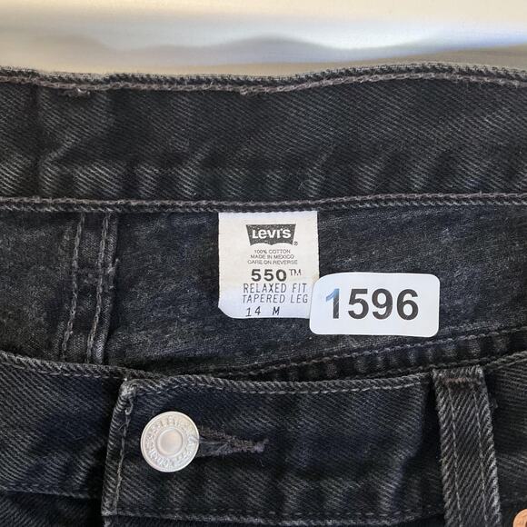 Levi's 550 Women Jeans 14 M Black Denim Tapered Button 30" Inseam High Rise - Picture 2 of 10